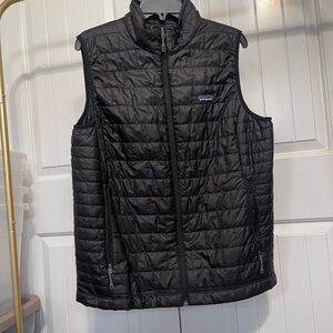 Patagonia Women's Black Quilted Vest